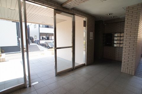 ハピネス飯田7号館 エントランス