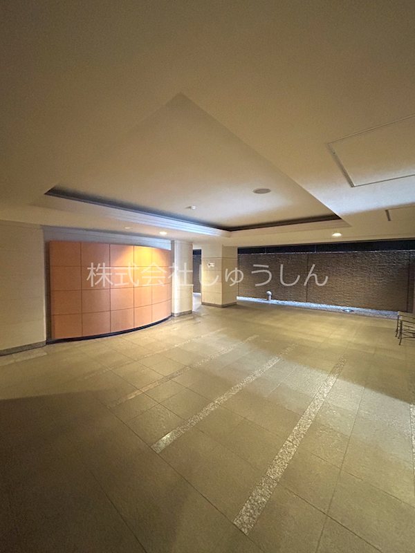コスモ新横浜 ロビー