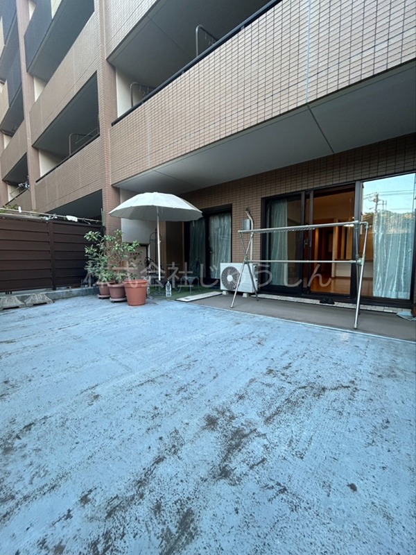 コスモ新横浜 ベランダ