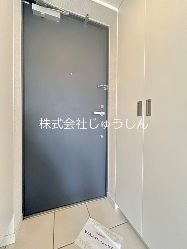 カーサ　ヴェデュータ 玄関