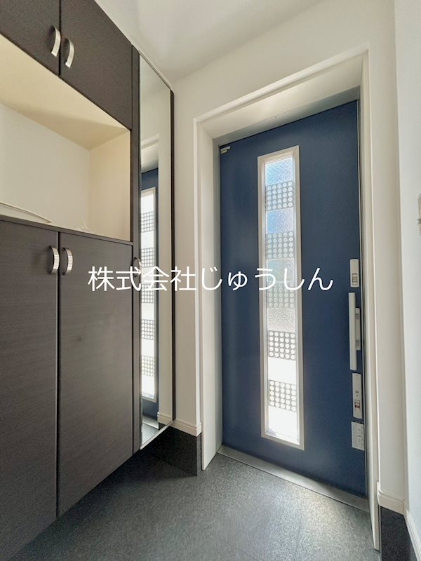 アルヴィータ元住吉 玄関