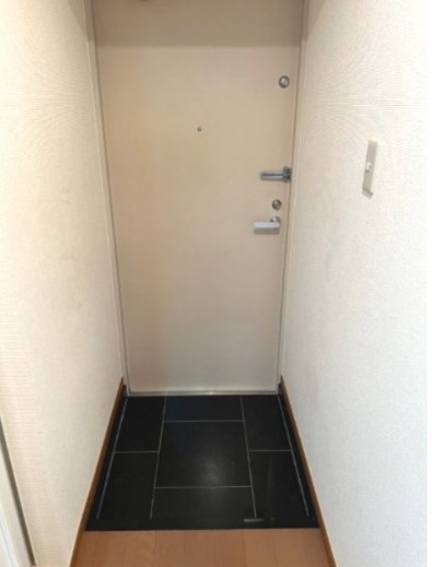 グリフィン新横浜・参番館 玄関