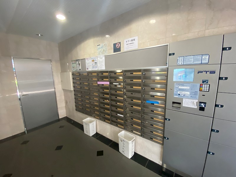 グリフィン新横浜・参番館 ロビー