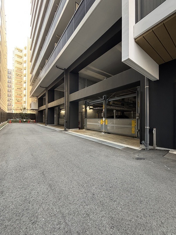 スプランディッド新横浜 駐車場