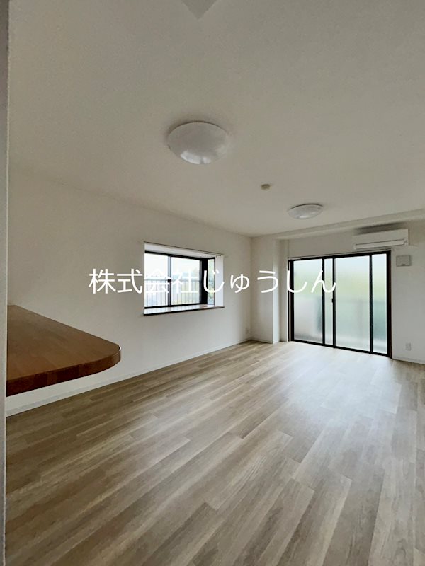 T’s garden横浜岸根公園 リビング