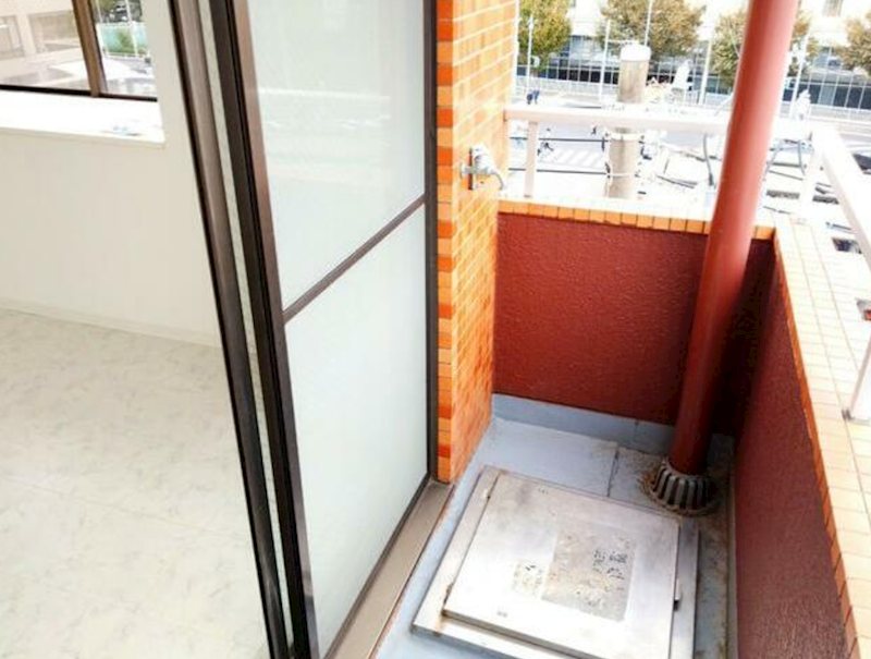 神奈川県横浜市港北区日吉本町１丁目 ベランダ