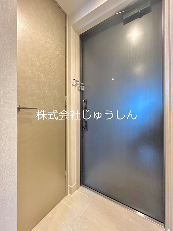 ブランシエスタ新丸子リバーフロント 玄関