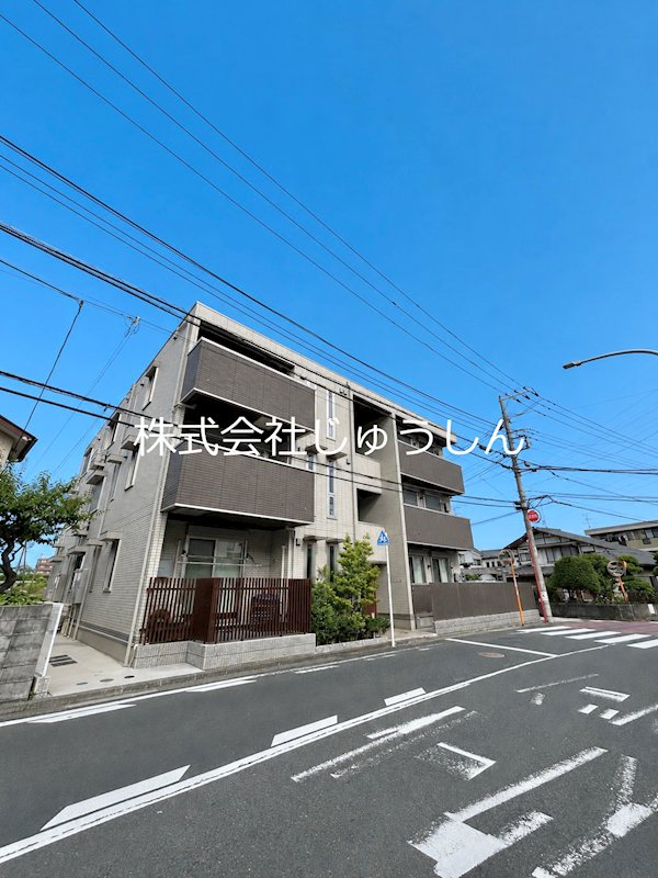 アベニール大倉山 外観
