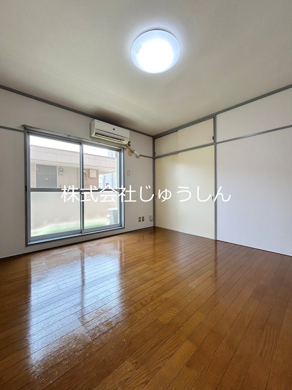 神奈川県川崎市中原区木月伊勢町 リビング