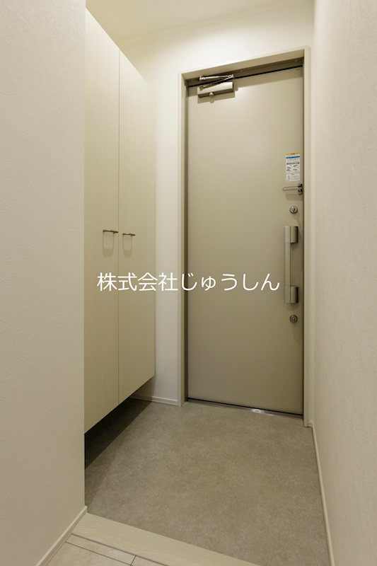 ラ・コリーナK 玄関