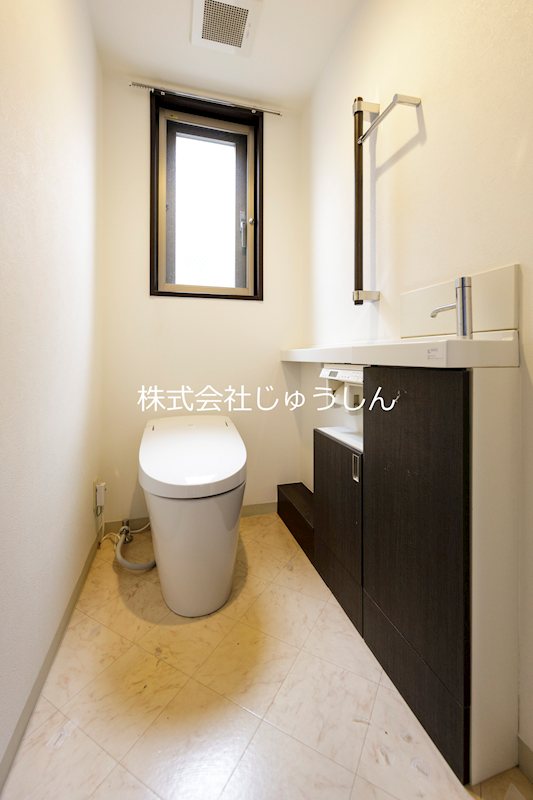 ディア・コート白楽 トイレ
