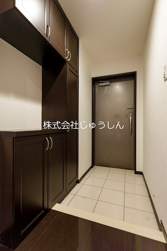 ディア・コート白楽 玄関