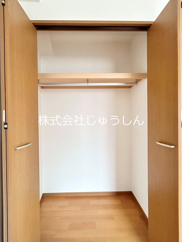 シャルム住吉 収納