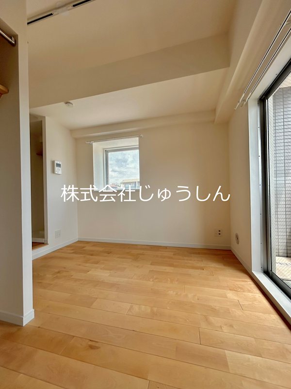 ステラコート横浜白楽 リビング