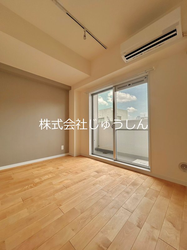 ステラコート横浜白楽 リビング