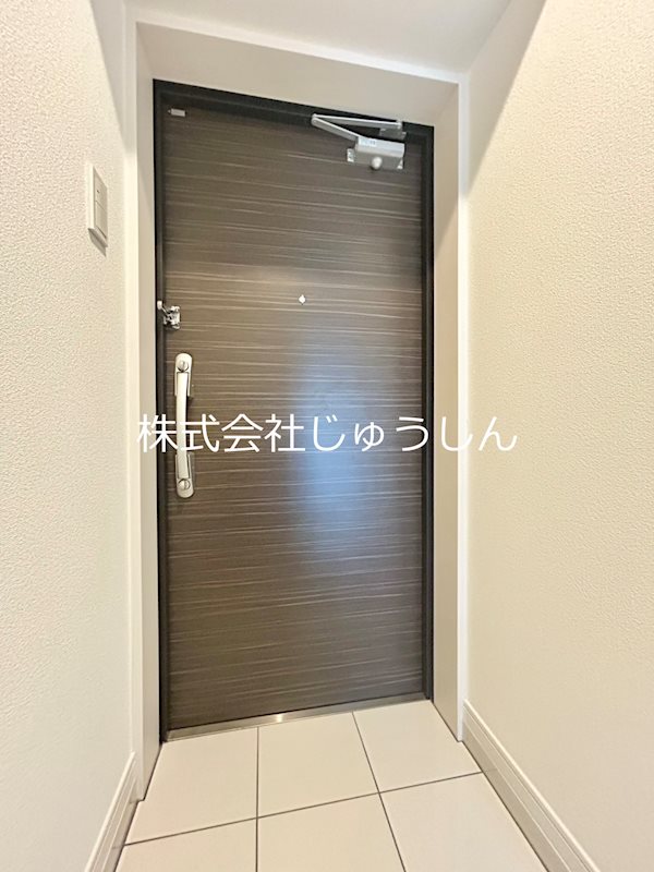 URBANAGE新横浜 玄関