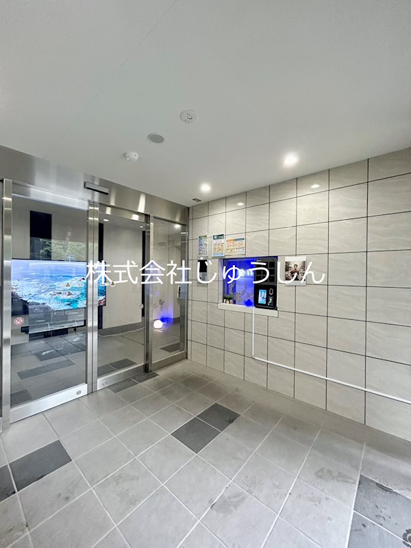 URBANAGE新横浜 エントランス