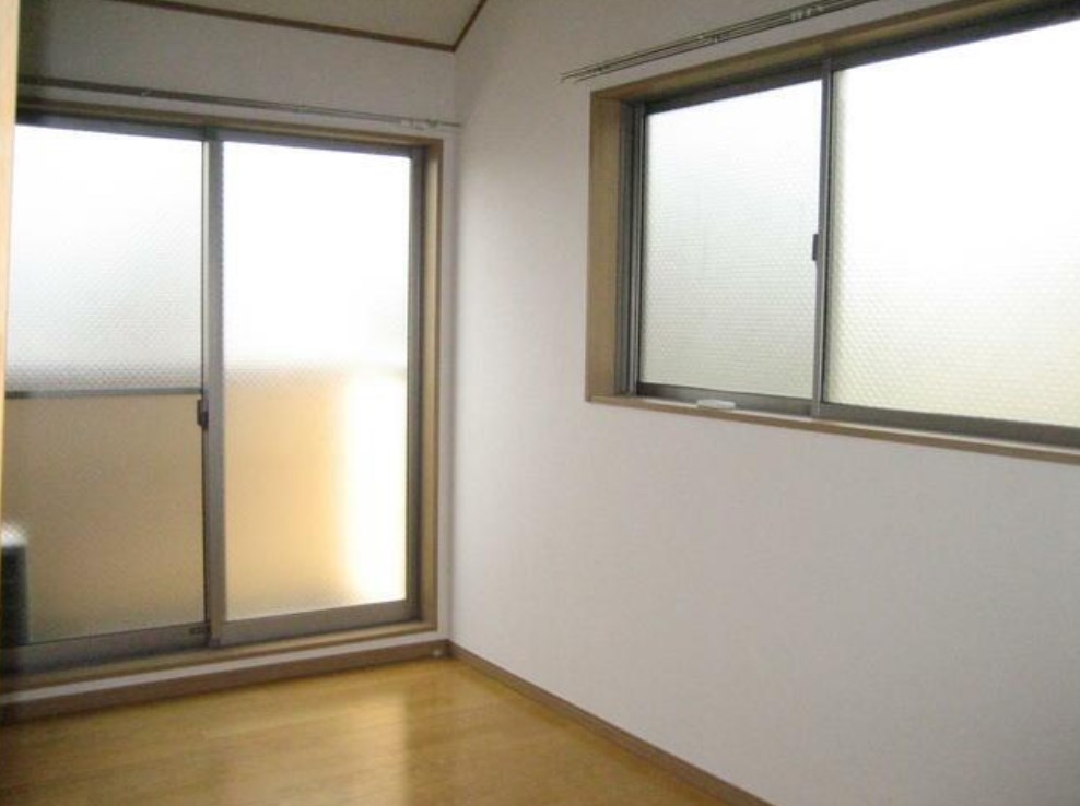 神奈川県横浜市港北区菊名５丁目 リビング