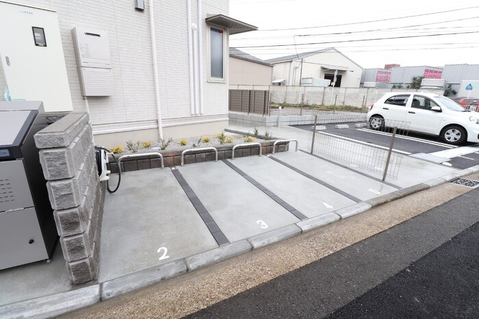 Lucky circle Hiyoshi 駐車場