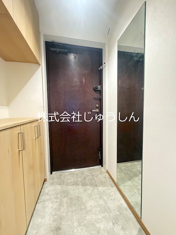 アプリーレ日吉本町 玄関