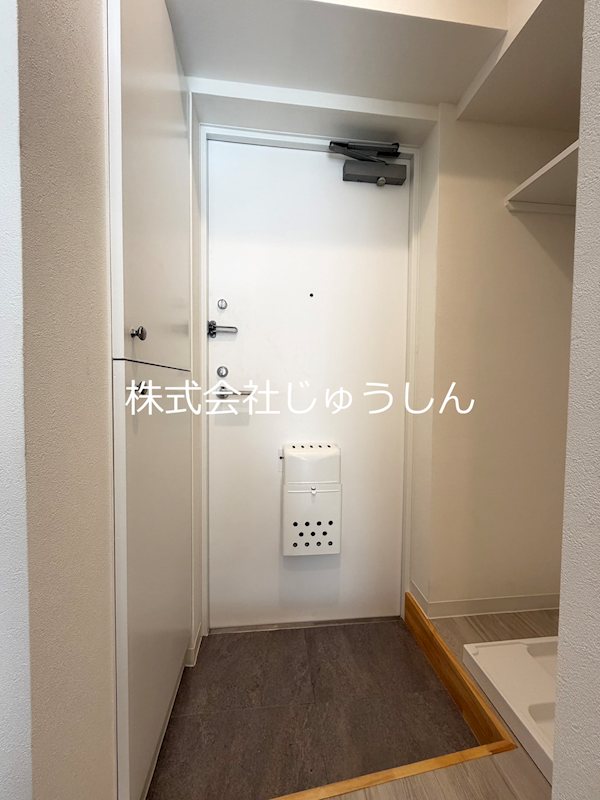ステラコート横浜白楽 玄関