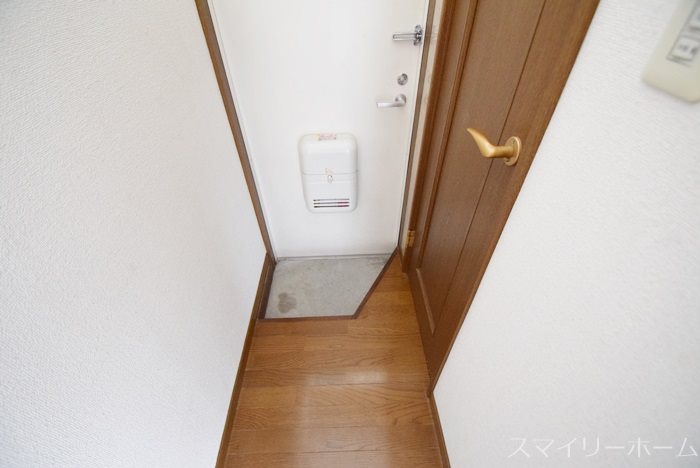 イザヨイハイツ 玄関