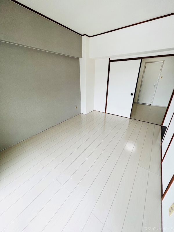 原田ルーエビル ベッドルーム