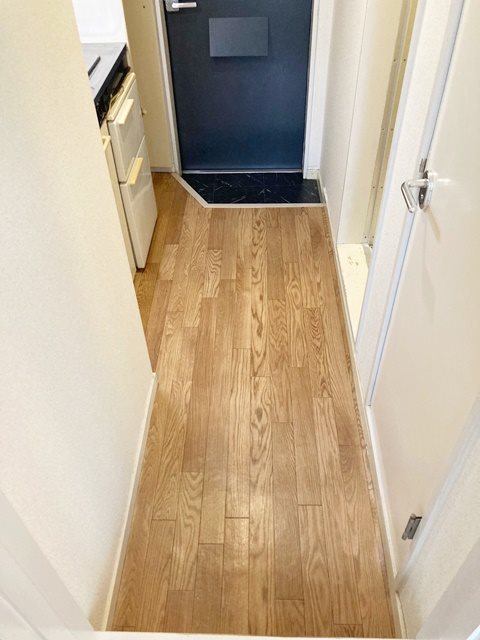 レインボー出水 玄関