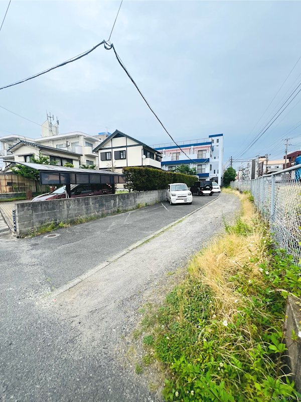 ディアコート河 駐車場