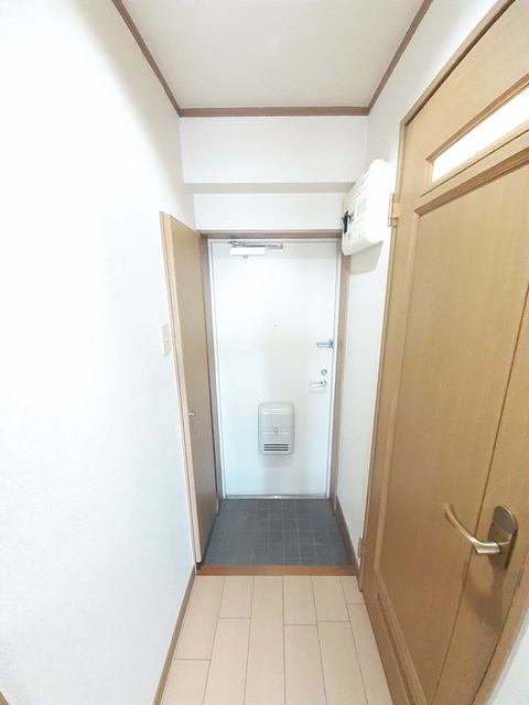 レルベ保田窪 玄関