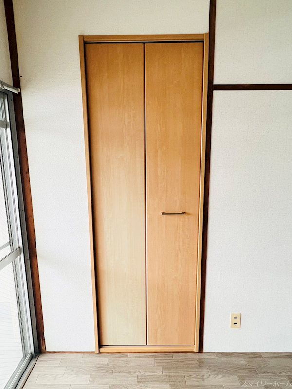 原田ルーエビル 収納