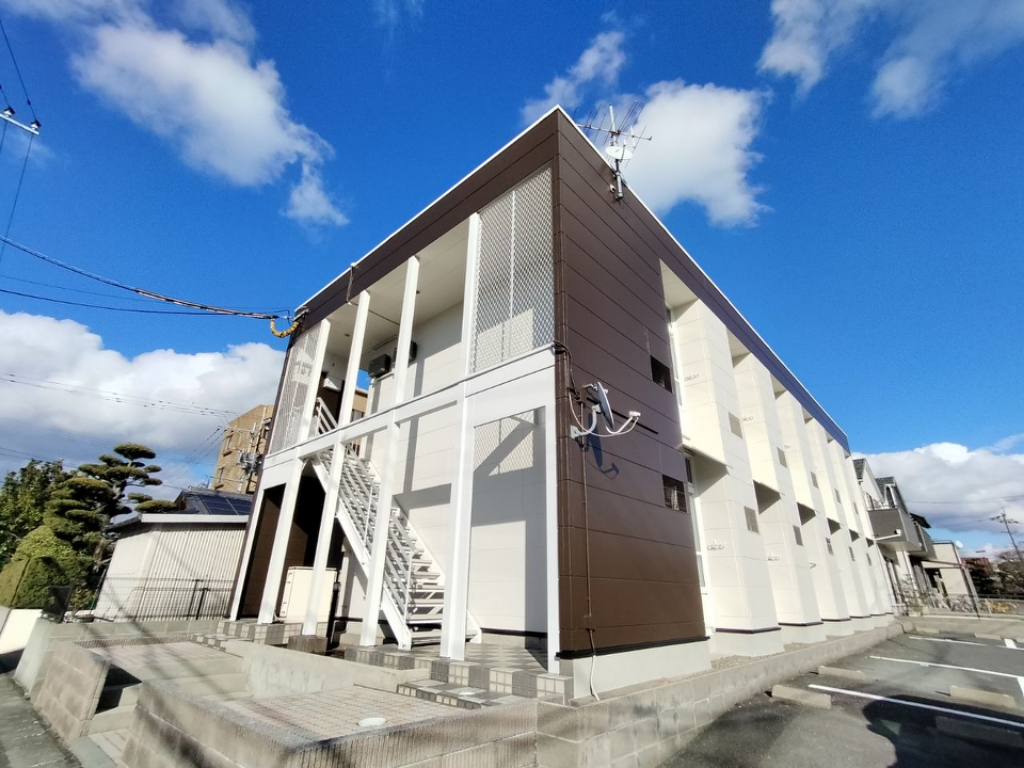 レオパレスパークサイドHARU 外観