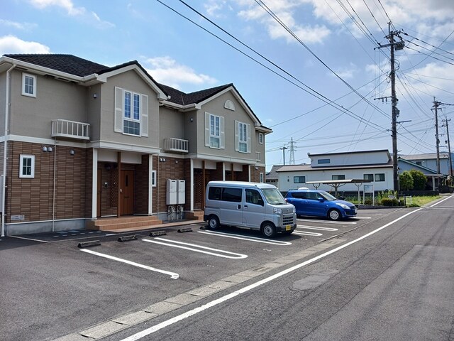 ロンＲ・ビフレストＡ 駐車場