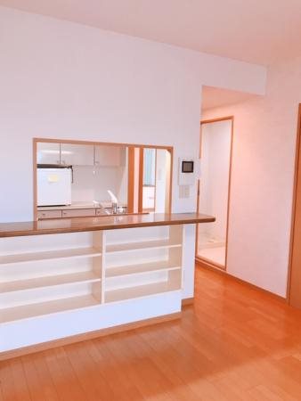 ウィスティリア中田 その他
