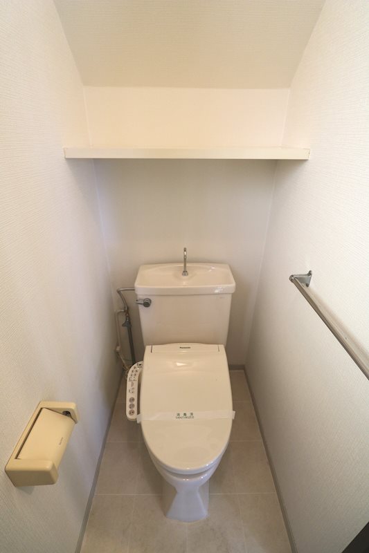 谷田14-16戸建（西側） トイレ