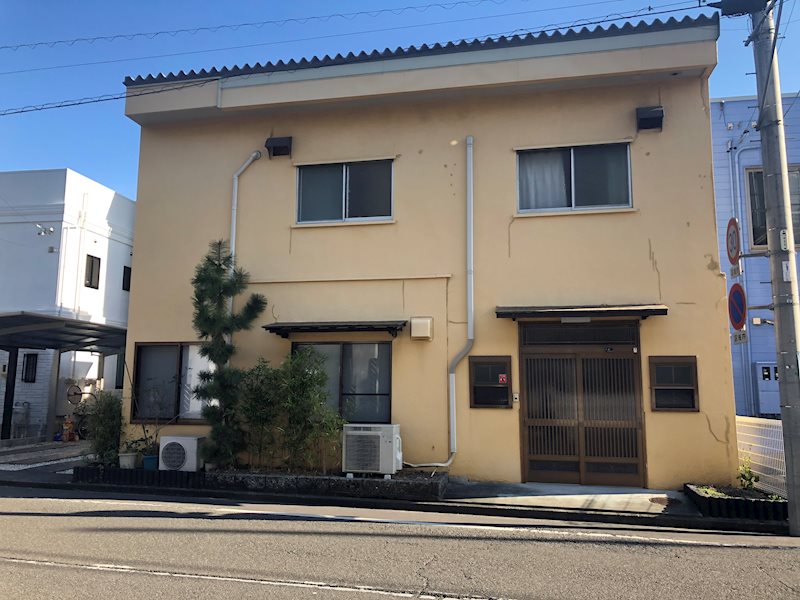 豊原町一戸建て1階 外観