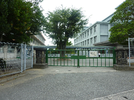 上原二丁目戸建 中学校