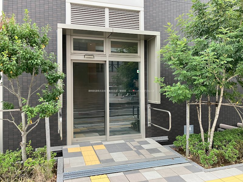 静岡県富士市横割本町 エントランス