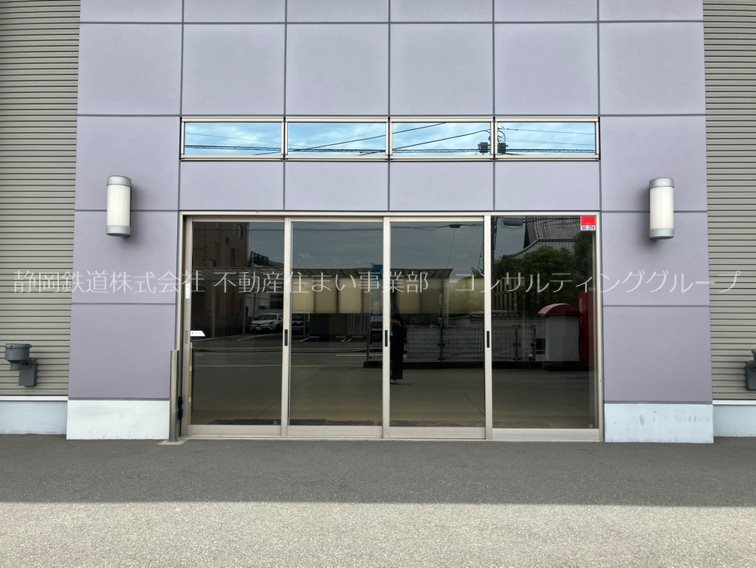 植草新聞店貸事務所 外観