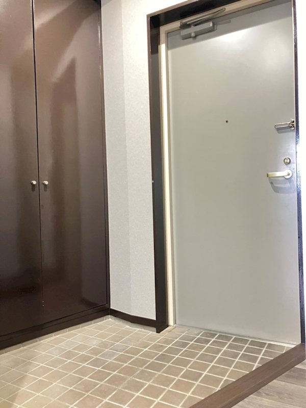 静岡県静岡市葵区鷹匠１丁目 玄関