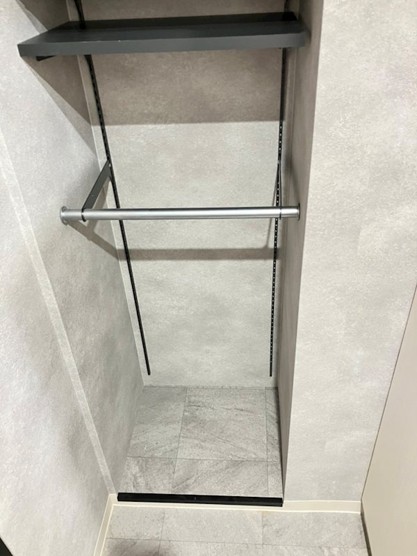 シャンピア鷹匠 収納