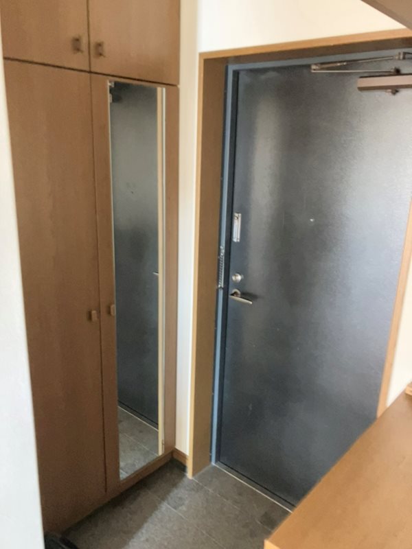 静岡県静岡市葵区安東２丁目 玄関