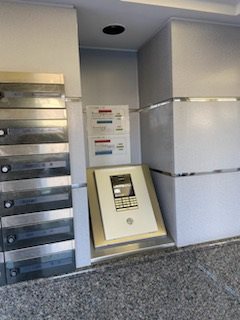 静岡県静岡市葵区安東２丁目 エントランス