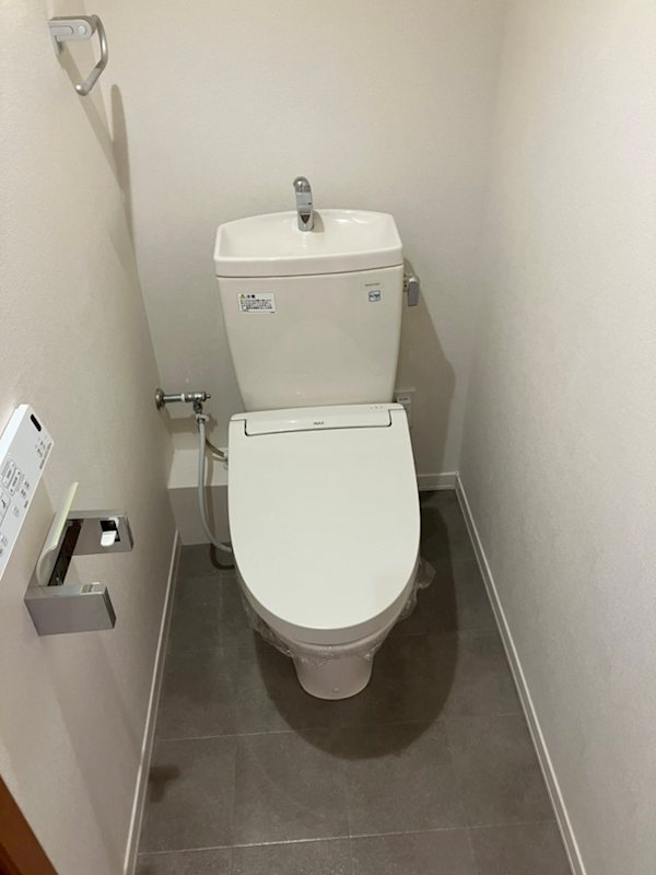GRIDIA鷹匠 トイレ