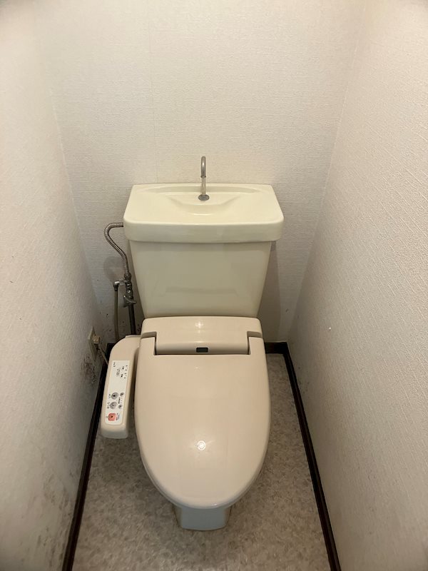 プチメゾンくれも トイレ