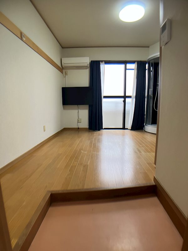 ユートピア大村 玄関