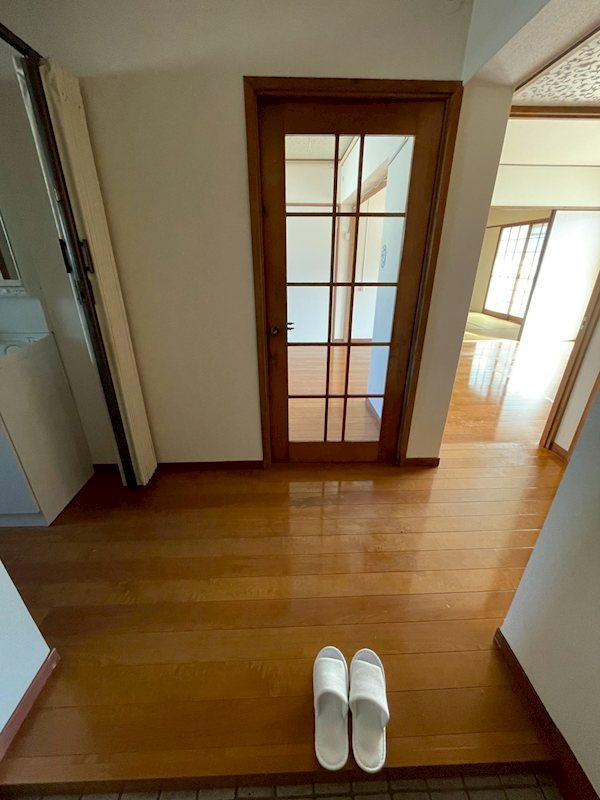 西諫早ハイツA棟 玄関