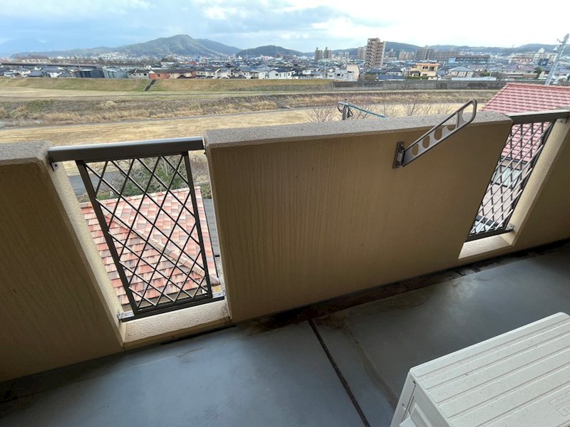 フロンティア八天 ベランダ
