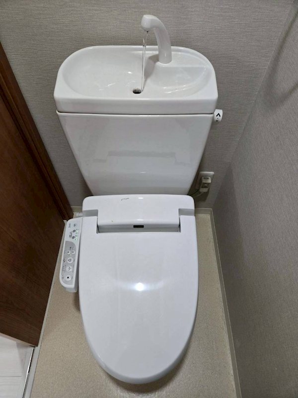 プチメゾン小野E トイレ