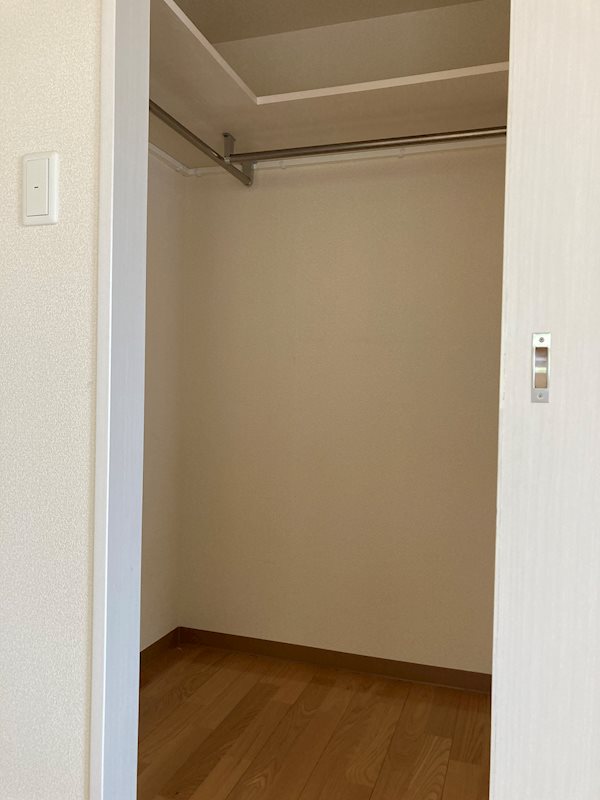 ニューステーションホテルレジデンス 収納
